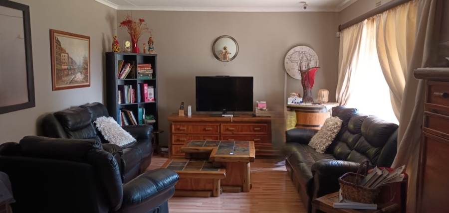 3 Bedroom Property for Sale in Vaalpark Free State